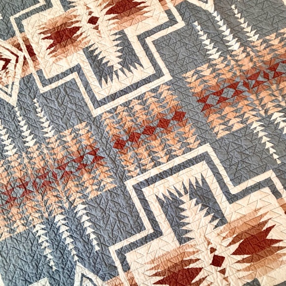 Pendleton King Size Harding Coverlet in Denim with Matching Shams - Picture 6 of 8